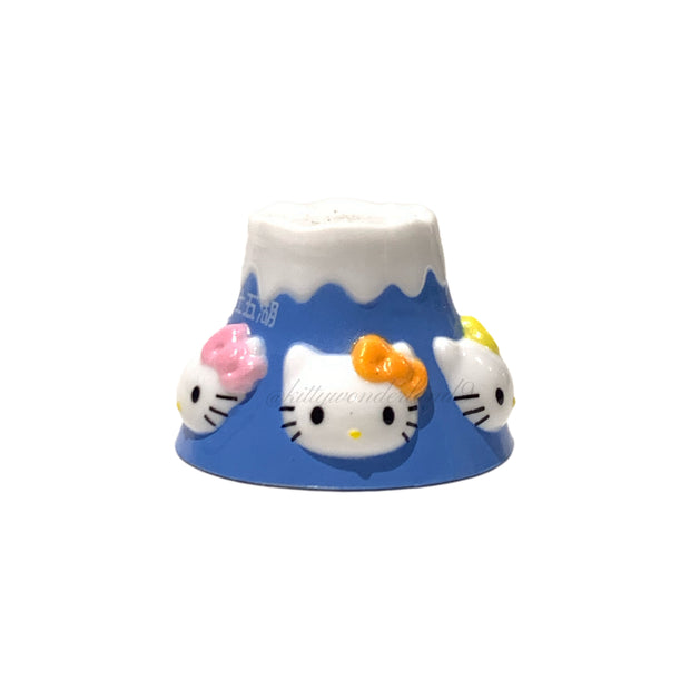 Hello Kitty Gotochi Keychain-2006 Yamanashi (山梨県) Fuji Five Lakes – Japan Exclusive Vintage Keychain