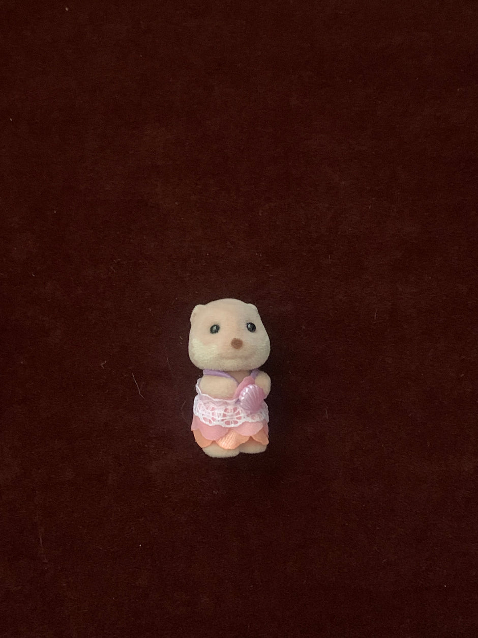 Calico critters Splashy Otter Baby Shell