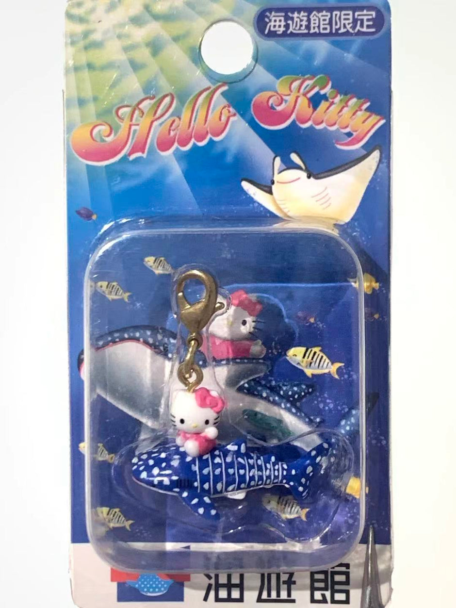 Hello Kitty Gotochi Keychain – 2003 Osaka (大阪府) Kaiyukan Aquarium Whale Shark – Japan Exclusive Vintage