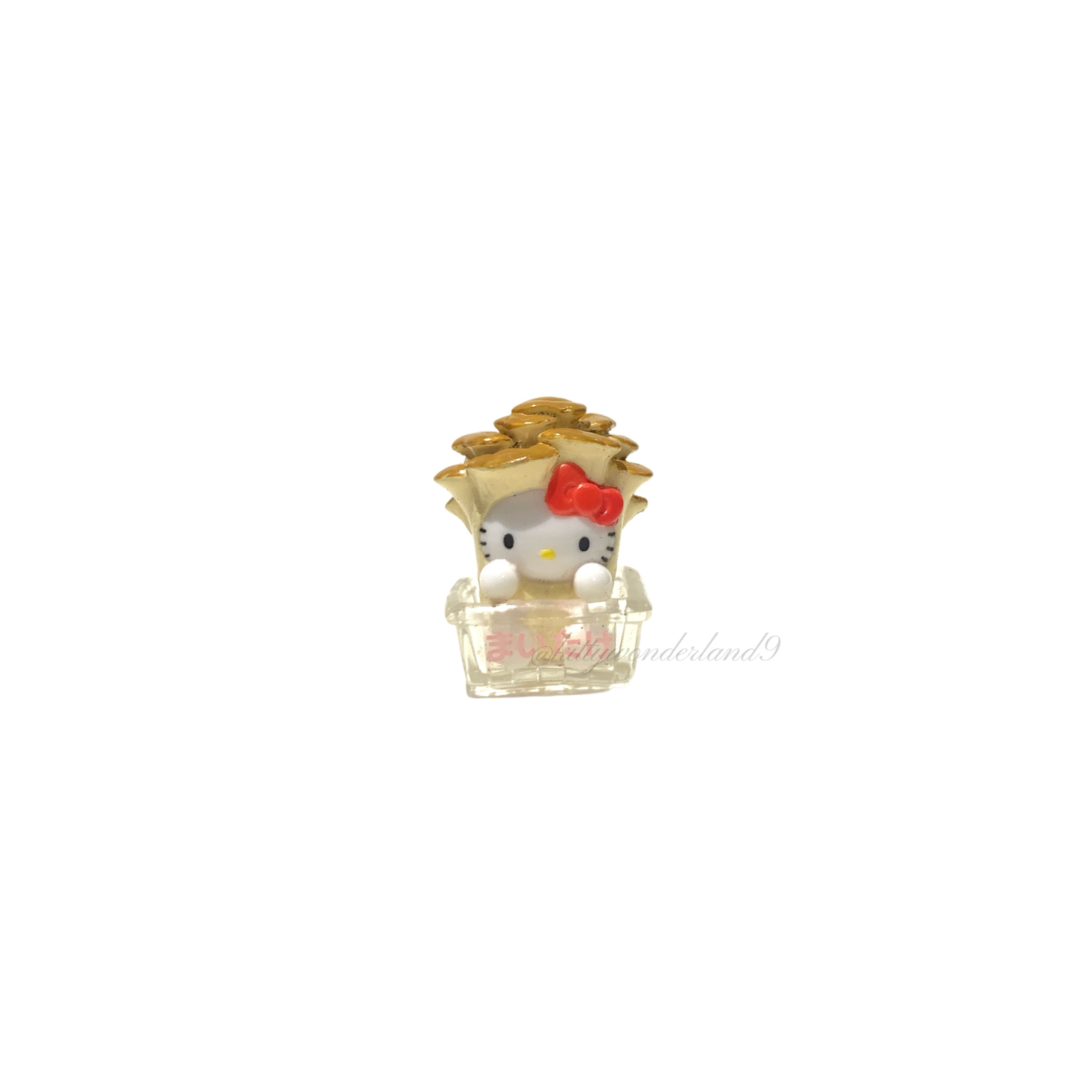 Hello Kitty Gotochi Keychain-2007 Niigata (新潟県) Maitake Mushroom – Japan Exclusive Vintage Keychain