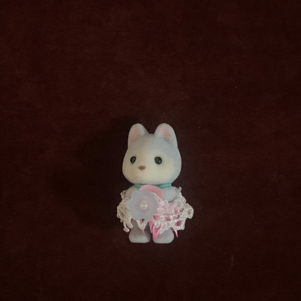 Calico critters Husky Baby Flower